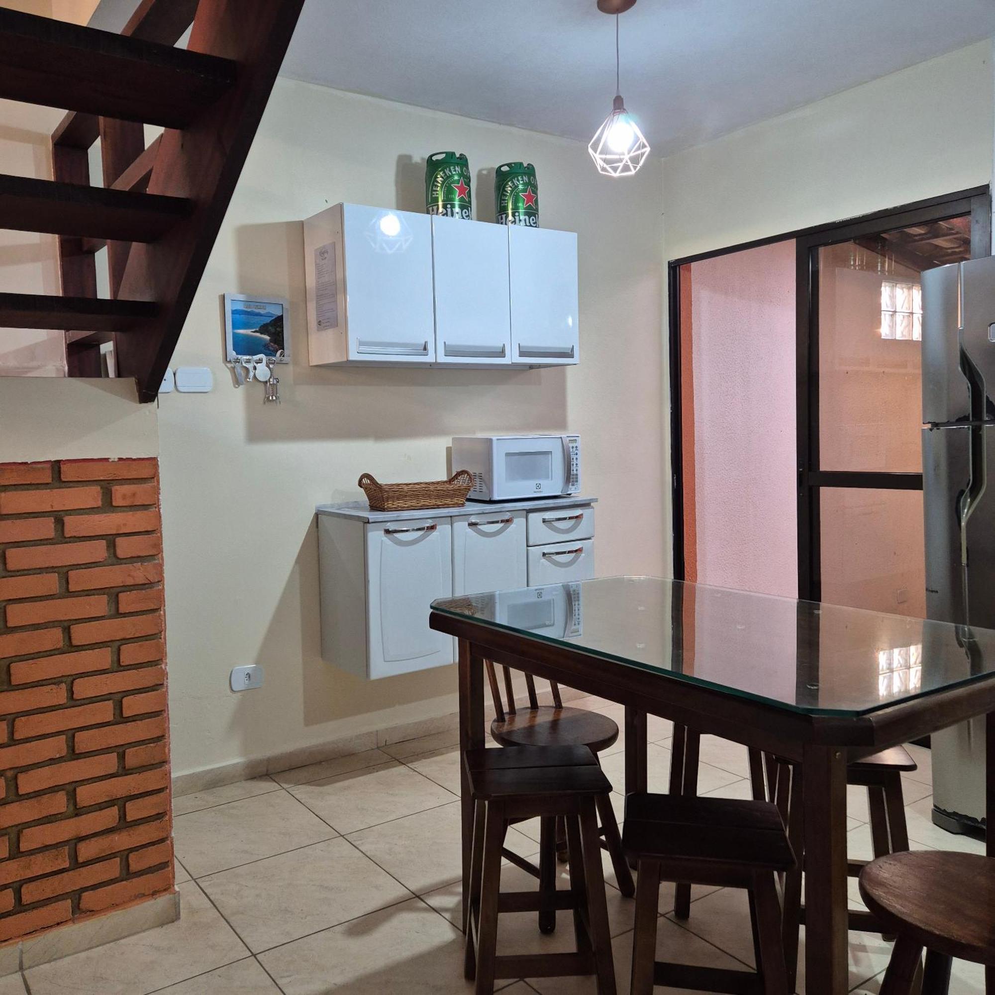 Casa 7 Em Ubatuba No Centro Condominio Com Piscina E Churrasqueira Екстер'єр фото